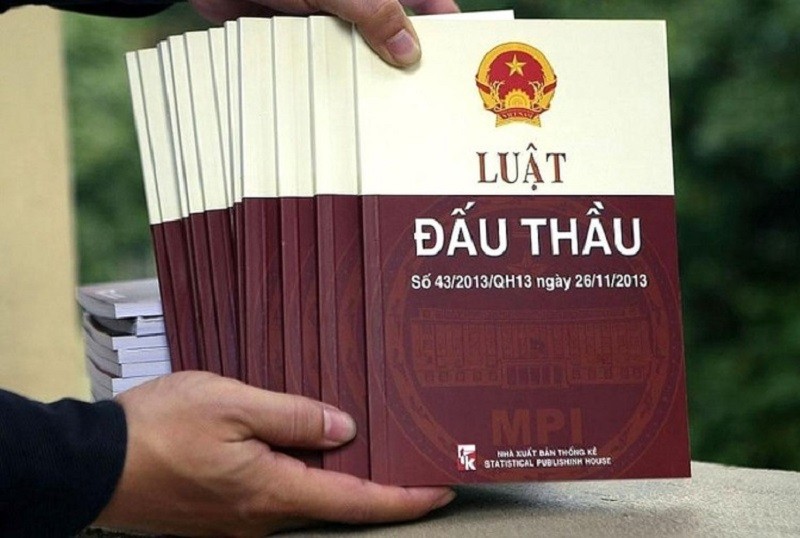 Luật đấu thầu được Quốc hội ban hành vào năm 2013