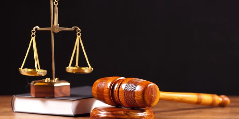 Các quyết định, hành vi mang tính nội bộ hành chính không được thụ lý
