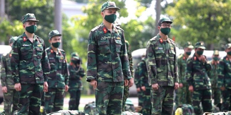 Phục vụ trong ngạch dự bị được chia thành hai hạng