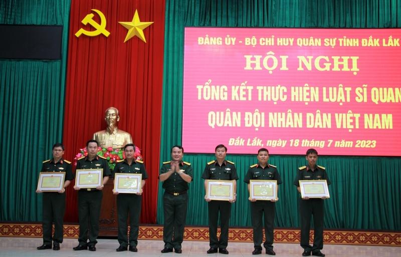 Luật Sĩ quan Quân Đội Nhân Dân Việt Nam do Quốc hội ban hành