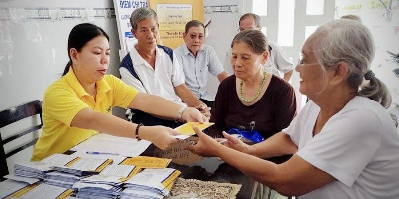 Lương hưu là khoản trợ cấp hàng tháng cho người nghỉ hưu
