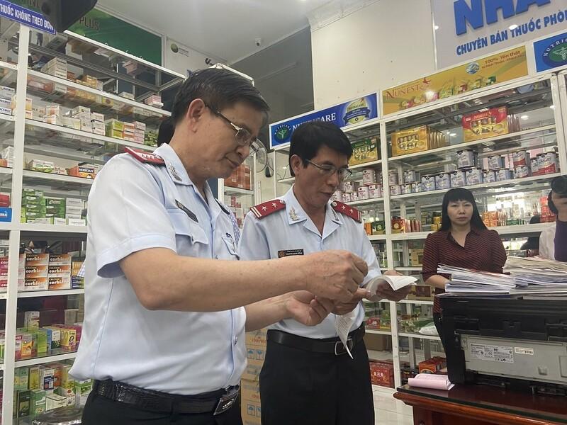 Thanh tra viên phải đảm bảo thực hiện đúng quyền hạn và nghĩa vụ của mình theo quy định