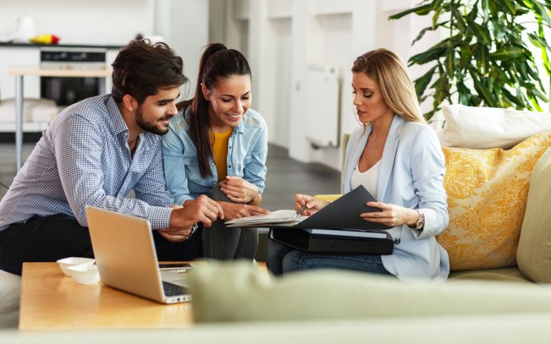 Tìm hiểu kỹ về loại bảo hiểm trước khi ký kết hợp đồng