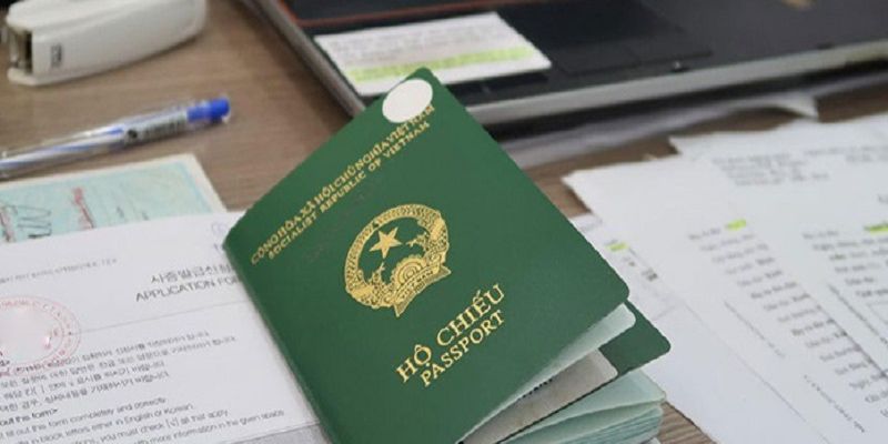 Xin hộ chiếu trực tiếp tại cơ quan có thẩm quyền