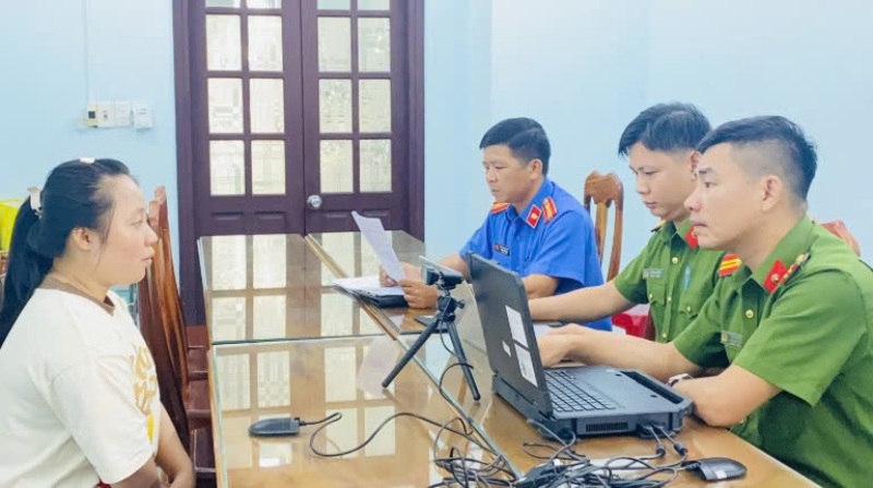 Hỏi cung bị can nhằm lấy lời khai của bị can về các tình tiết liên quan đến vụ án