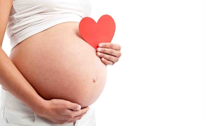 Mang thai hộ vì mục đích nhân đạo là một giải pháp ý nghĩa hiện nay