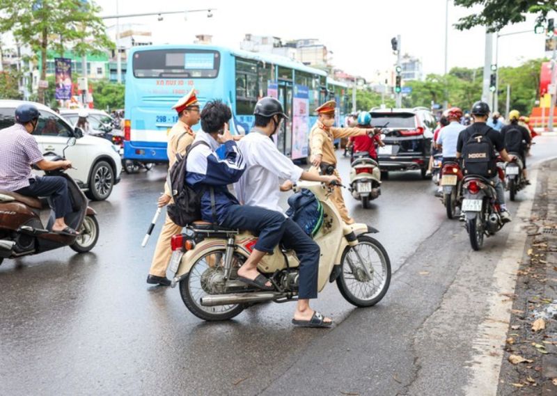 Mức phạt giao xe cho người chưa đủ tuổi quy định theo Nghị định 168/2024