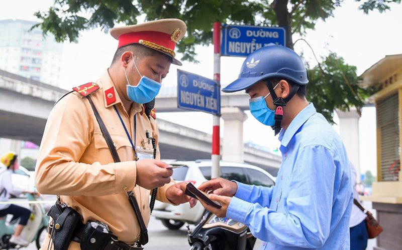 Hãy kiểm tra kỹ thời hạn nộp phạt trên quyết định xử phạt và thực hiện trong vòng 10 ngày