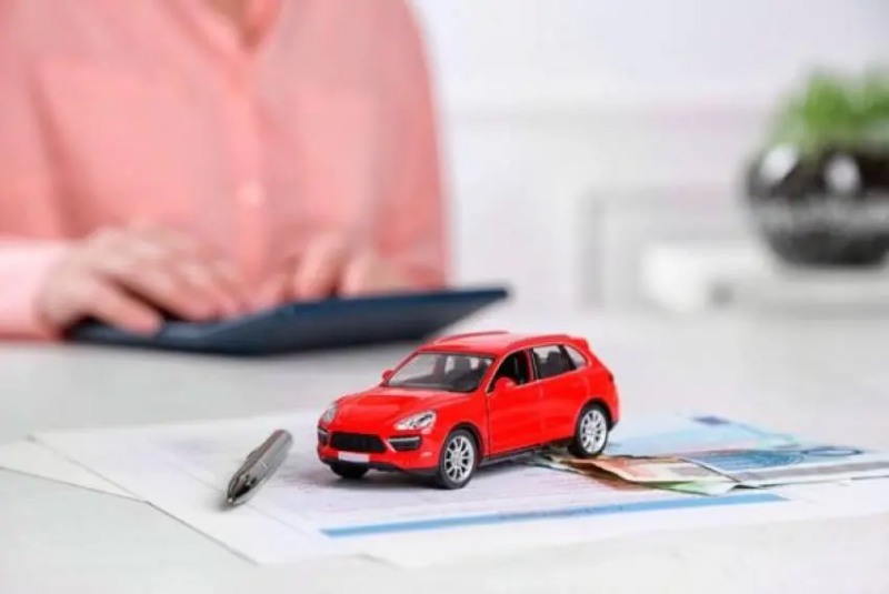 Khi sử dụng dịch vụ sang tên, nên chọn các đơn vị pháp lý đáng tin
