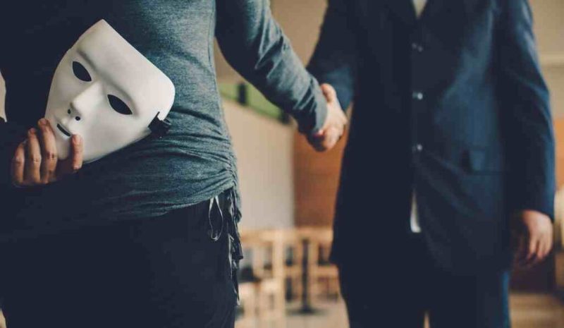 Người phạm tội khai báo gian dối còn phải đối mặt với nhiều hậu quả