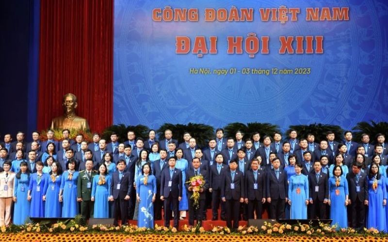 Công Đoàn Việt Nam Đại Hội XIII