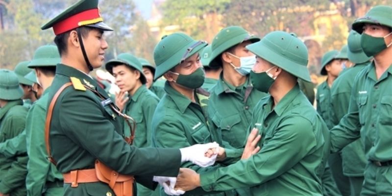 Làm đơn xin tạm hoãn nghĩa vụ quân sự cần có giấy tờ theo quy định