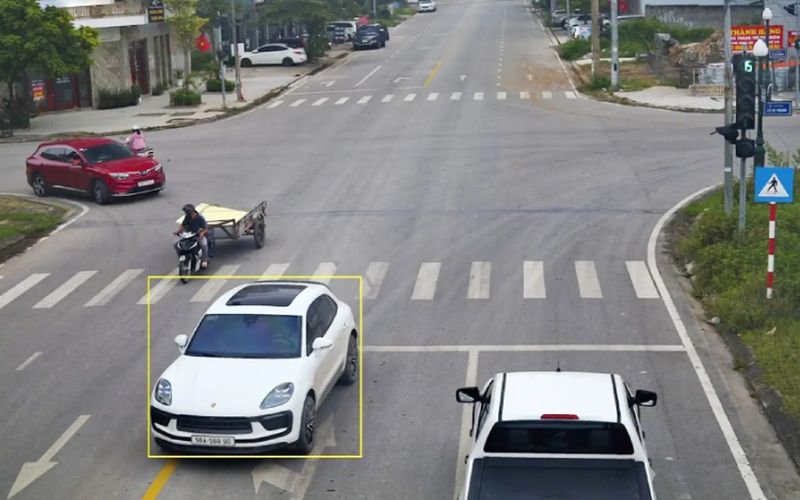 Vi phạm lỗi không tuân thủ vạch kẻ đường 