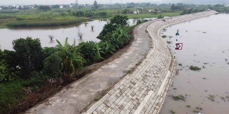 Chương II đề cập tới việc quy hoạch, xây dựng và tu bổ đê điều