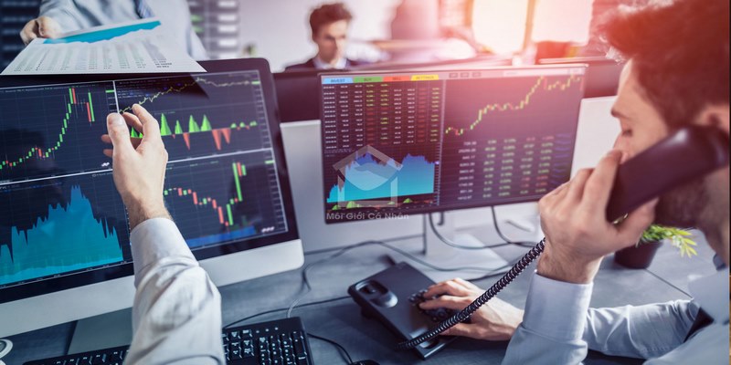 Môi giới chứng khoán giúp nhà đầu tư đưa ra những quyết định đúng đắn