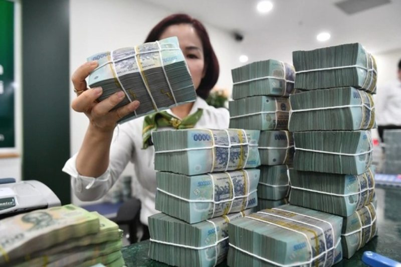 Khoản thu của NSNN gồm toàn bộ khoản thu từ thuế, lệ phí