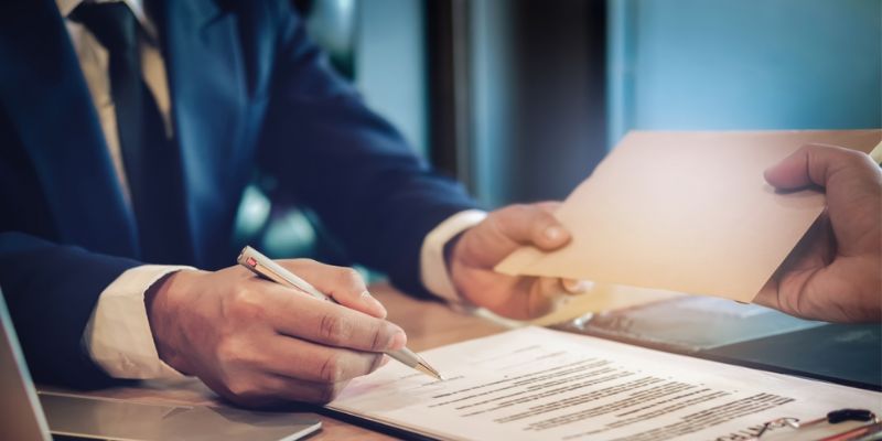 Tuyên bố văn bản công chứng vô hiệu 