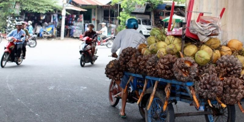 Mức xử phạt khi không đi đúng làn đường dao động từ 80.000 - 100.000đ