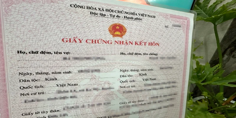 Lưu ý chỉ khi có giấy chứng nhận kết hôn thì hôn nhân mới được công nhận