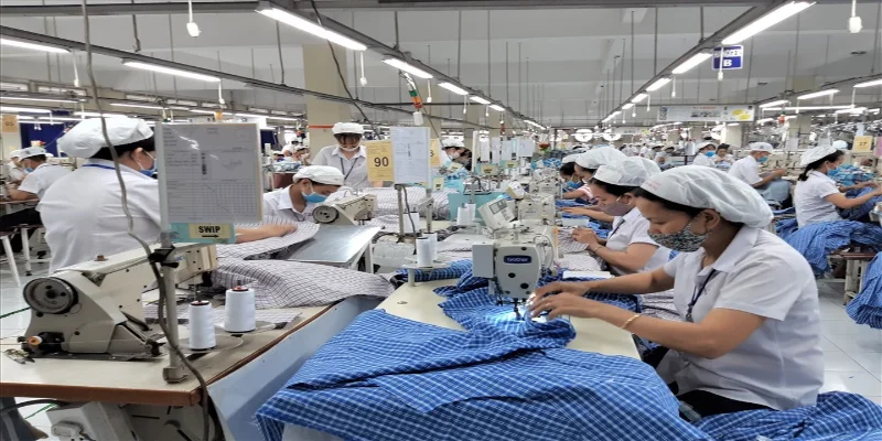 Làm Tết lương nhân mấy? Ít nhất gấp 4 lần lương ngày thường