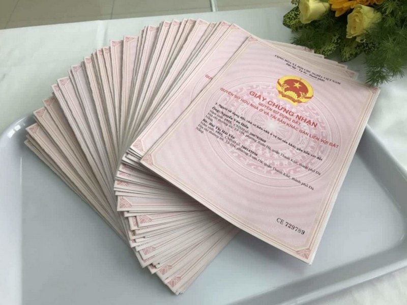 Sang tên sổ đỏ là gì?