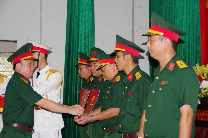 Chế độ, quyền lợi của quân nhân chuyên nghiệp