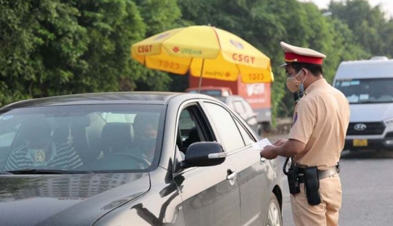 Không thắt dây an toàn phạt bao nhiêu đối với tài xế?